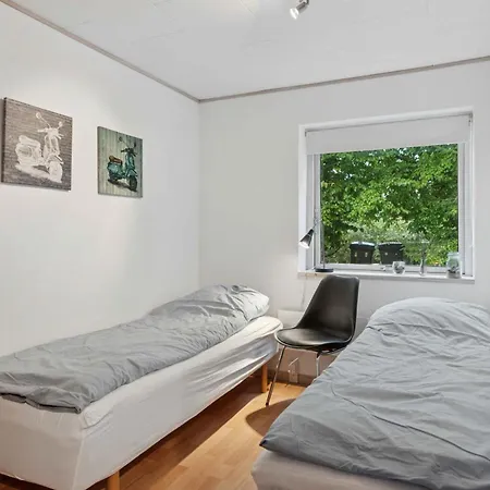 Charming In Marielyst * Bøtø By