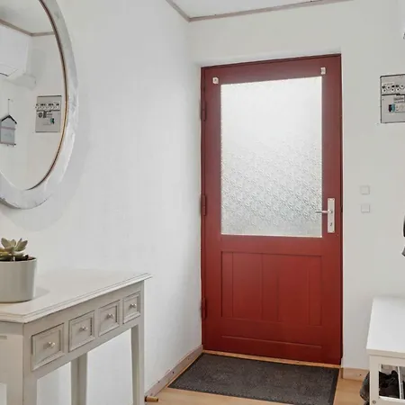 Feriehus Charming In Marielyst Bøtø By