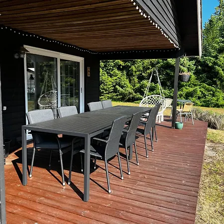 Hot Tub Retreat Near Marielyst Casa vacanze *
